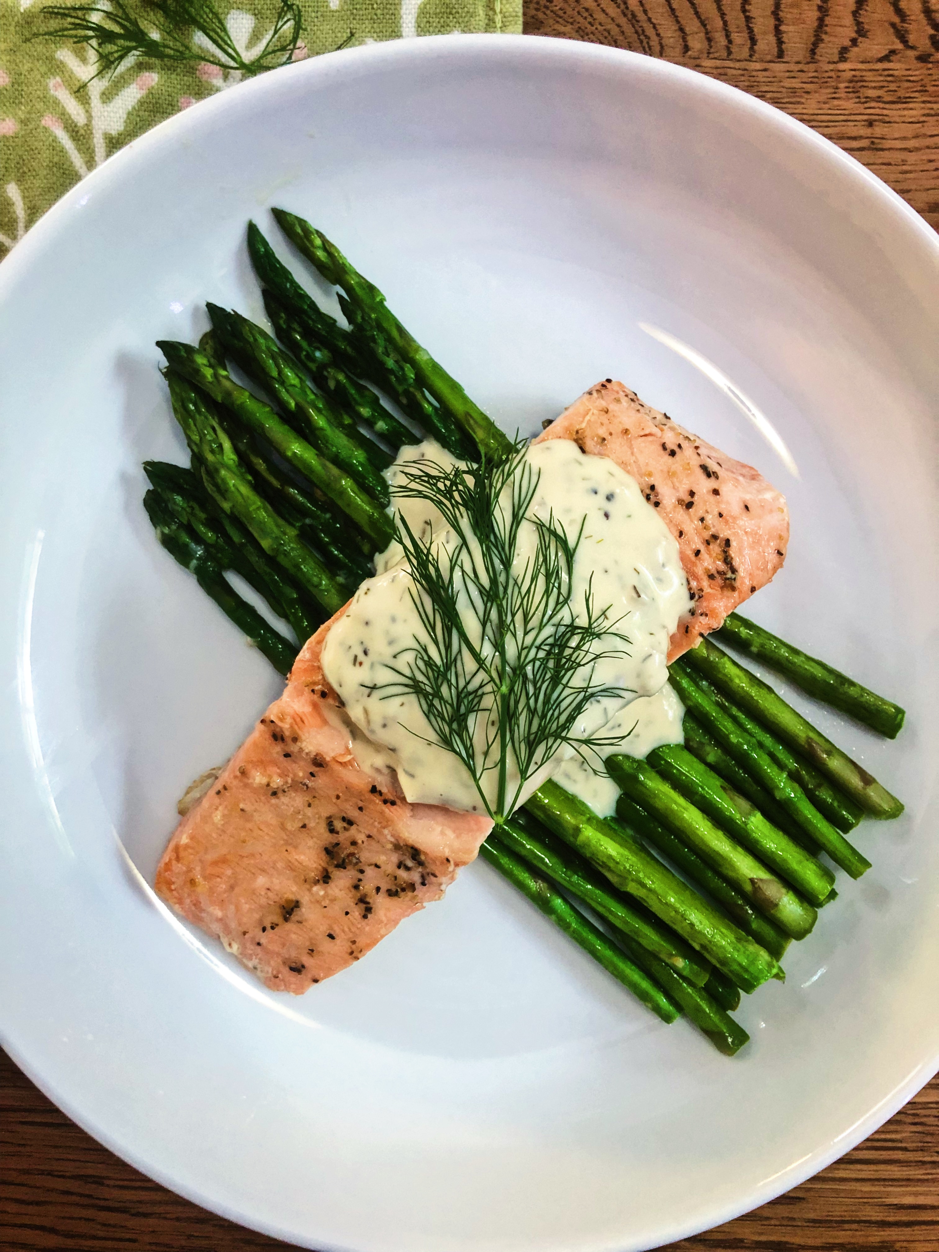 One-Pan Lemon-Dill Salmon with Asparagus and Cherry Tomatoes