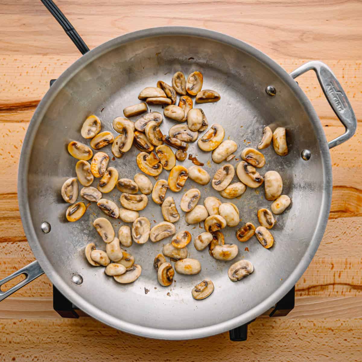 Garlic Sautéed Asparagus and Mushrooms