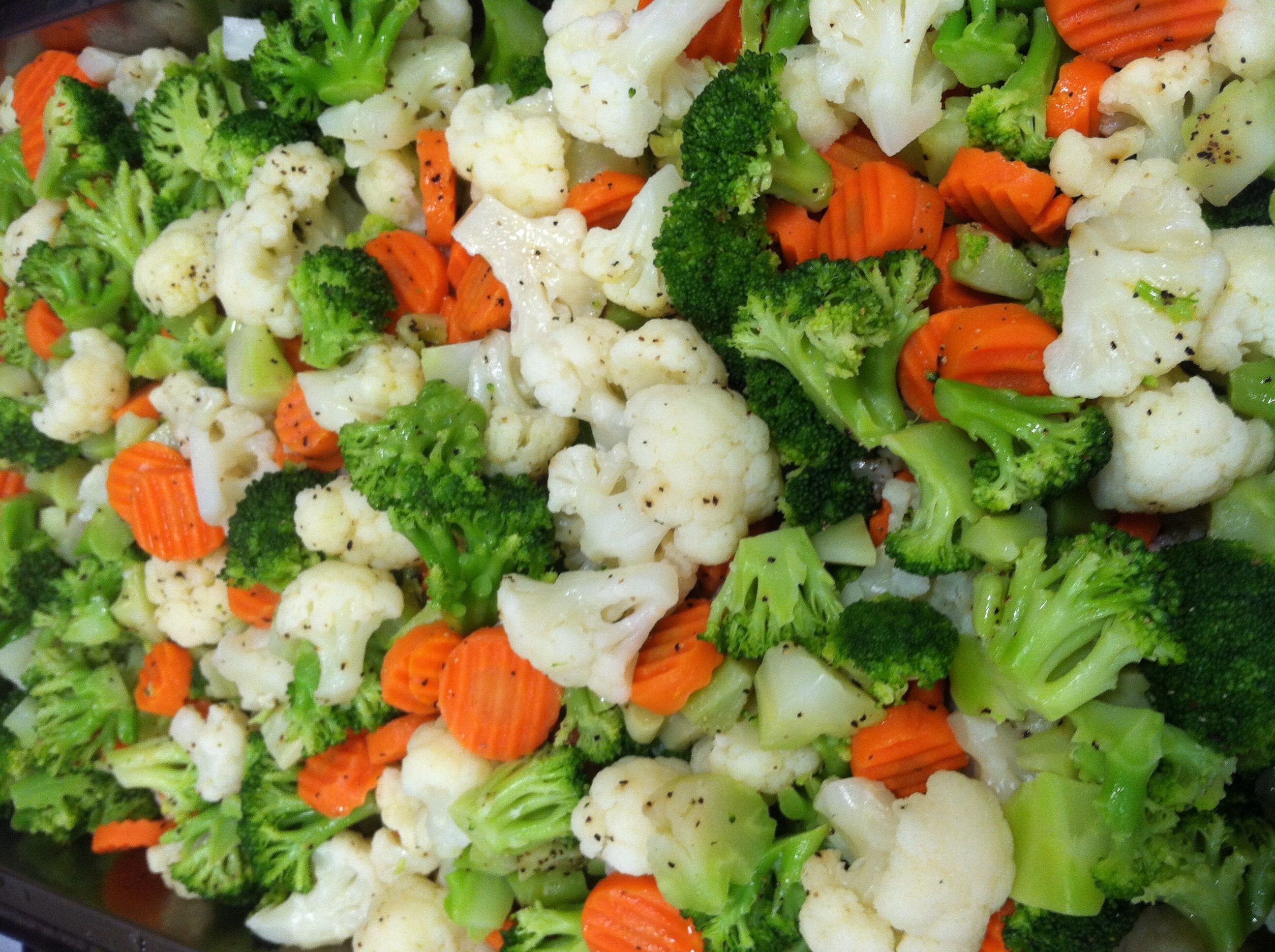 Steamed Rainbow Vegetables with Herbs