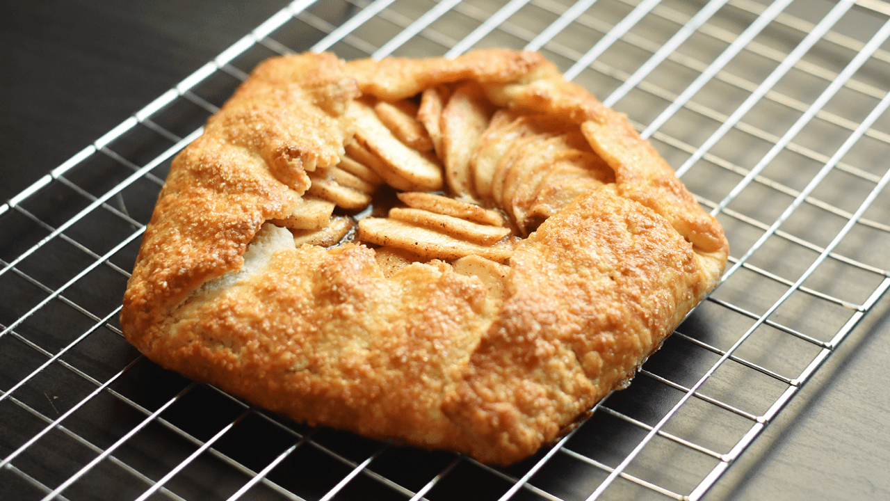 Cinnamon-Apple Galette with Oat Crust