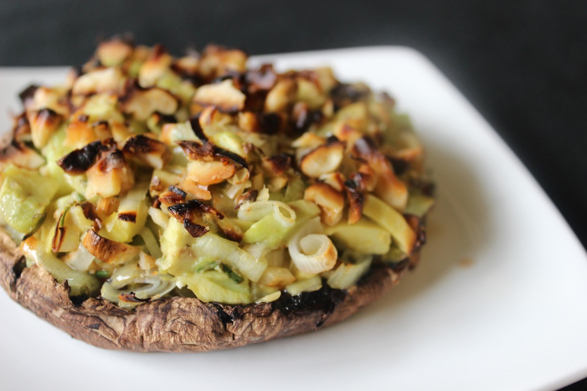 Avocado-Spinach Stuffed Portobello Mushrooms