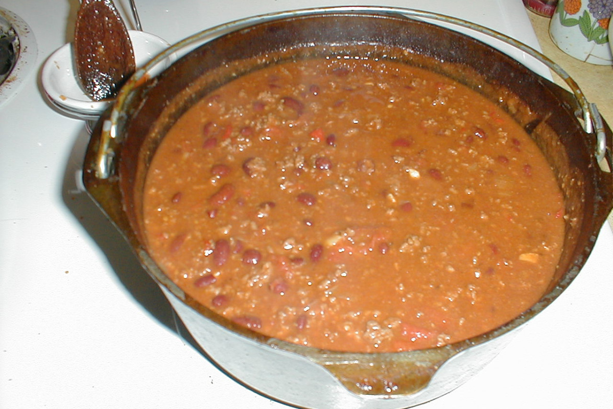 Slow-Cooker Beef Chili with Kidney Beans