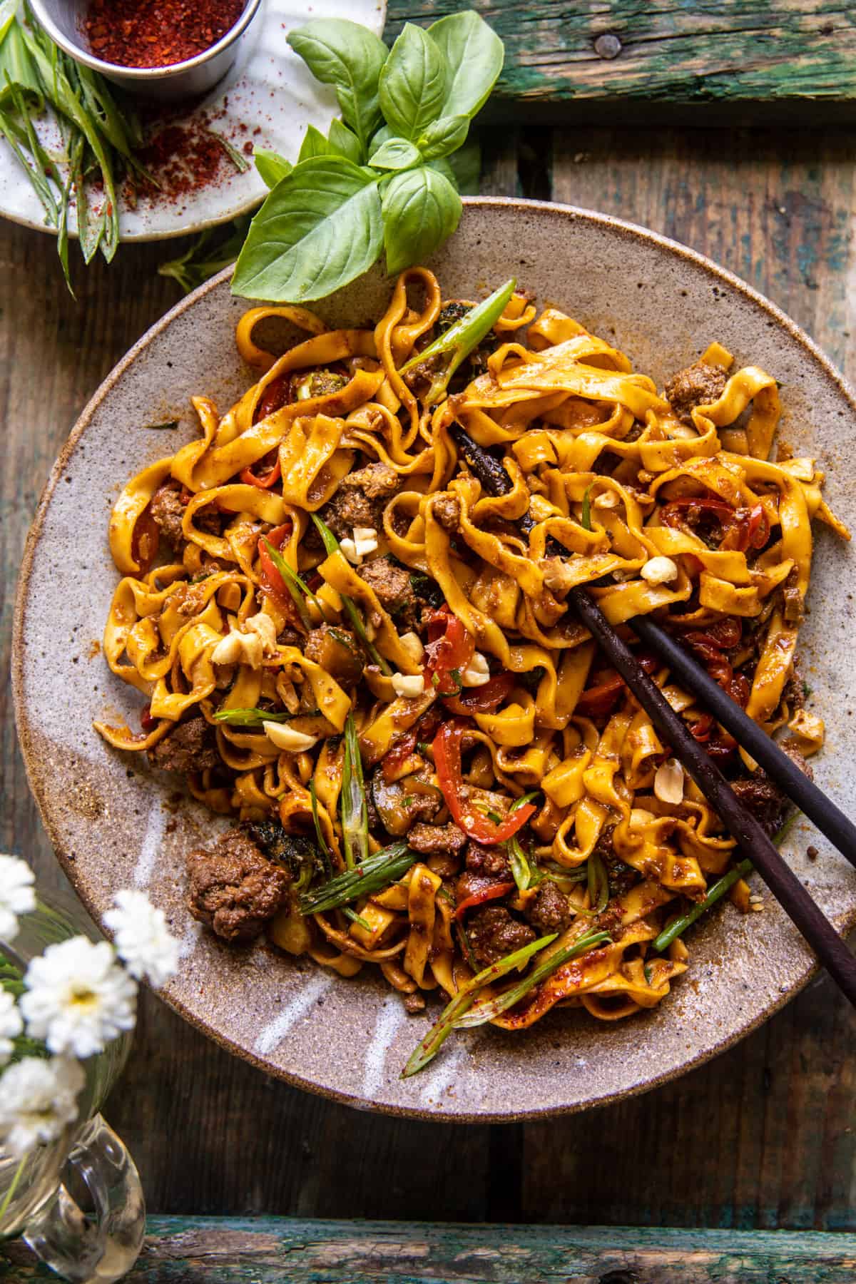 Lamb and Vegetable Noodles with Garlic and Ginger Sauce