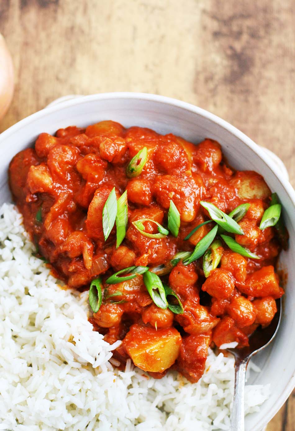 Cumin-Coriander Chickpea Curry with Tomato