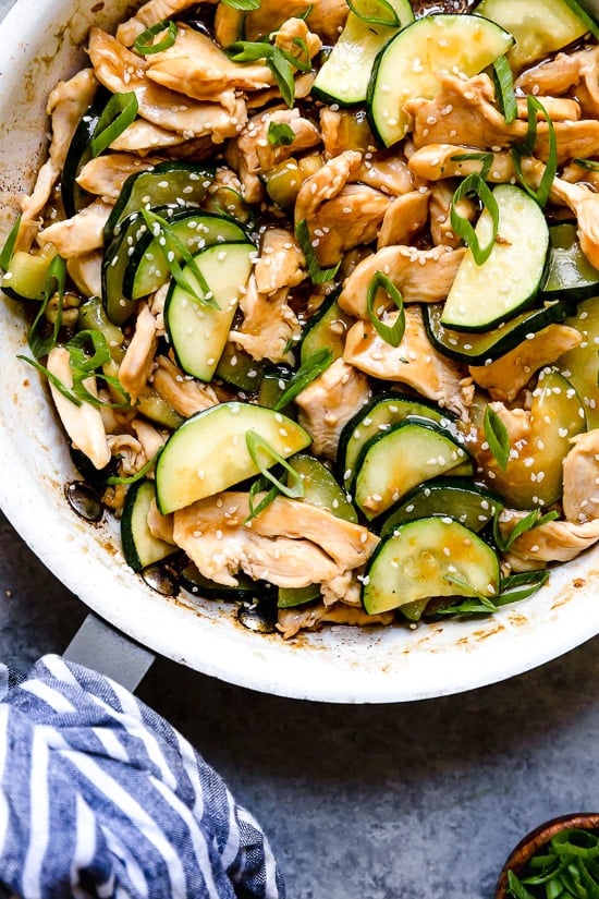 Zucchini and Carrot Stir-Fry with Chicken
