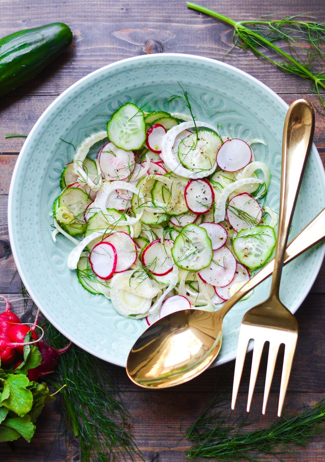 Citrus-Bitter Vinaigrette Salad with Fennel and Radish