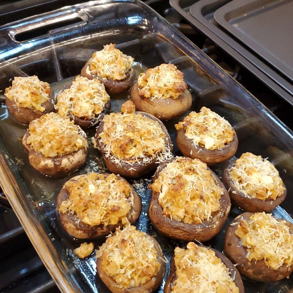 Mini Drama Bites: Stuffed Mushrooms