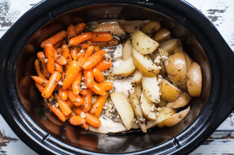 Slow-Cooker Chicken with Carrots and Potatoes