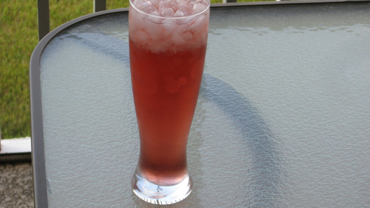 Raspberry-Cinnamon Cooler