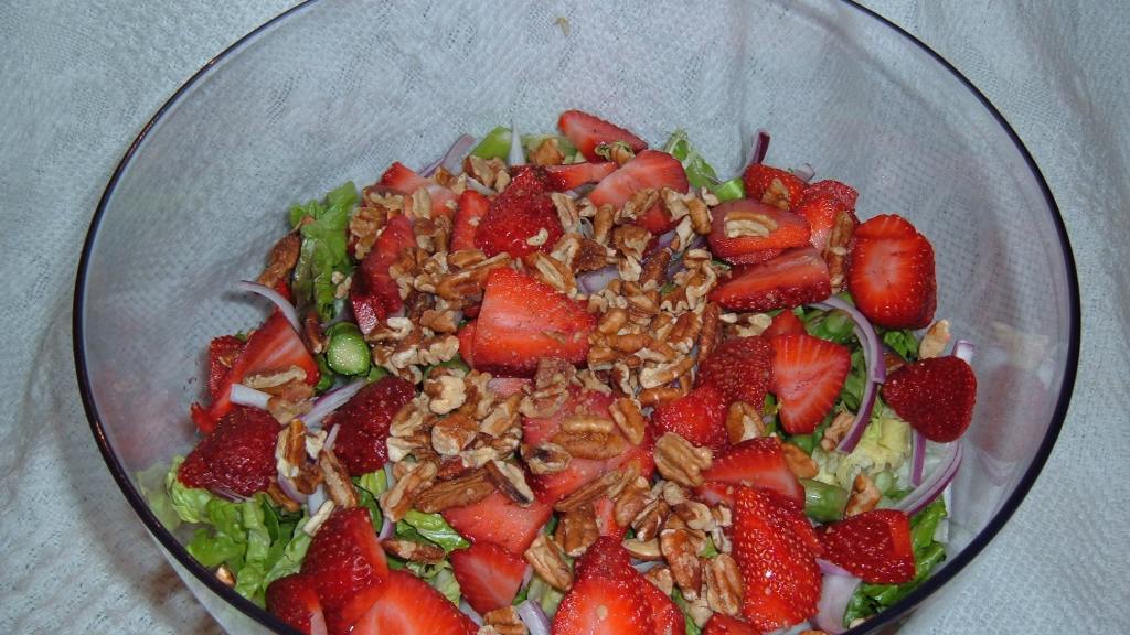 Spring Asparagus & Strawberry Salad
