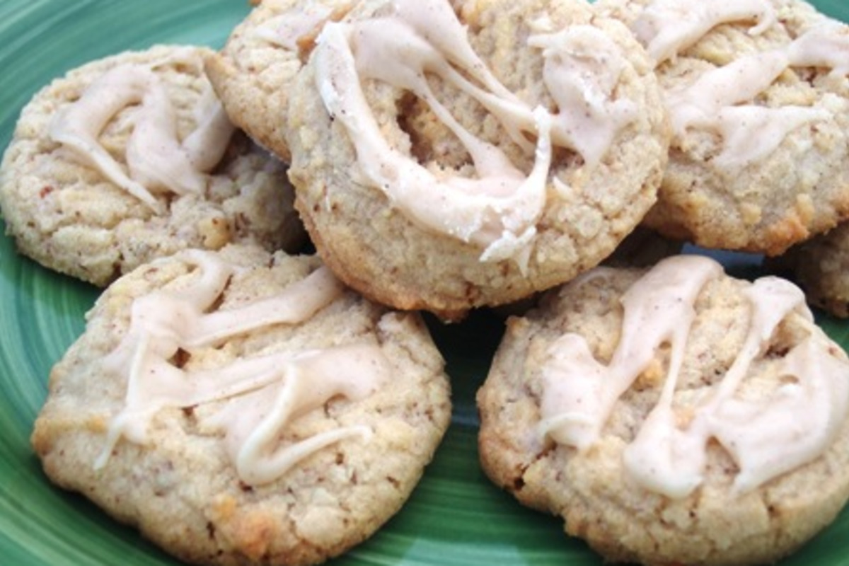 Cinnamon-Spiced Almond Flour Cookies