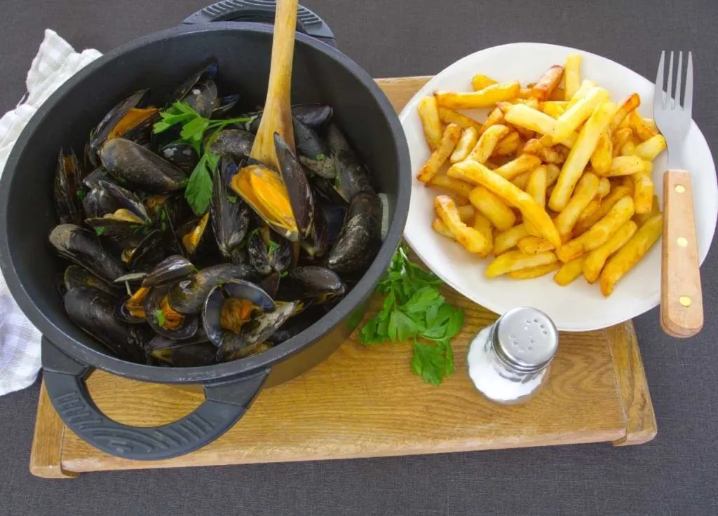 Belgian Beer-Infused Moules-Frites
