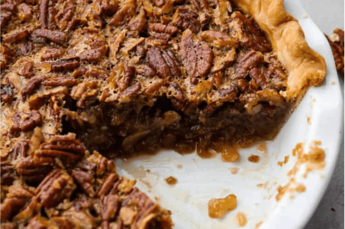 Bourbon-Pecan Pie with Cinnamon Crust