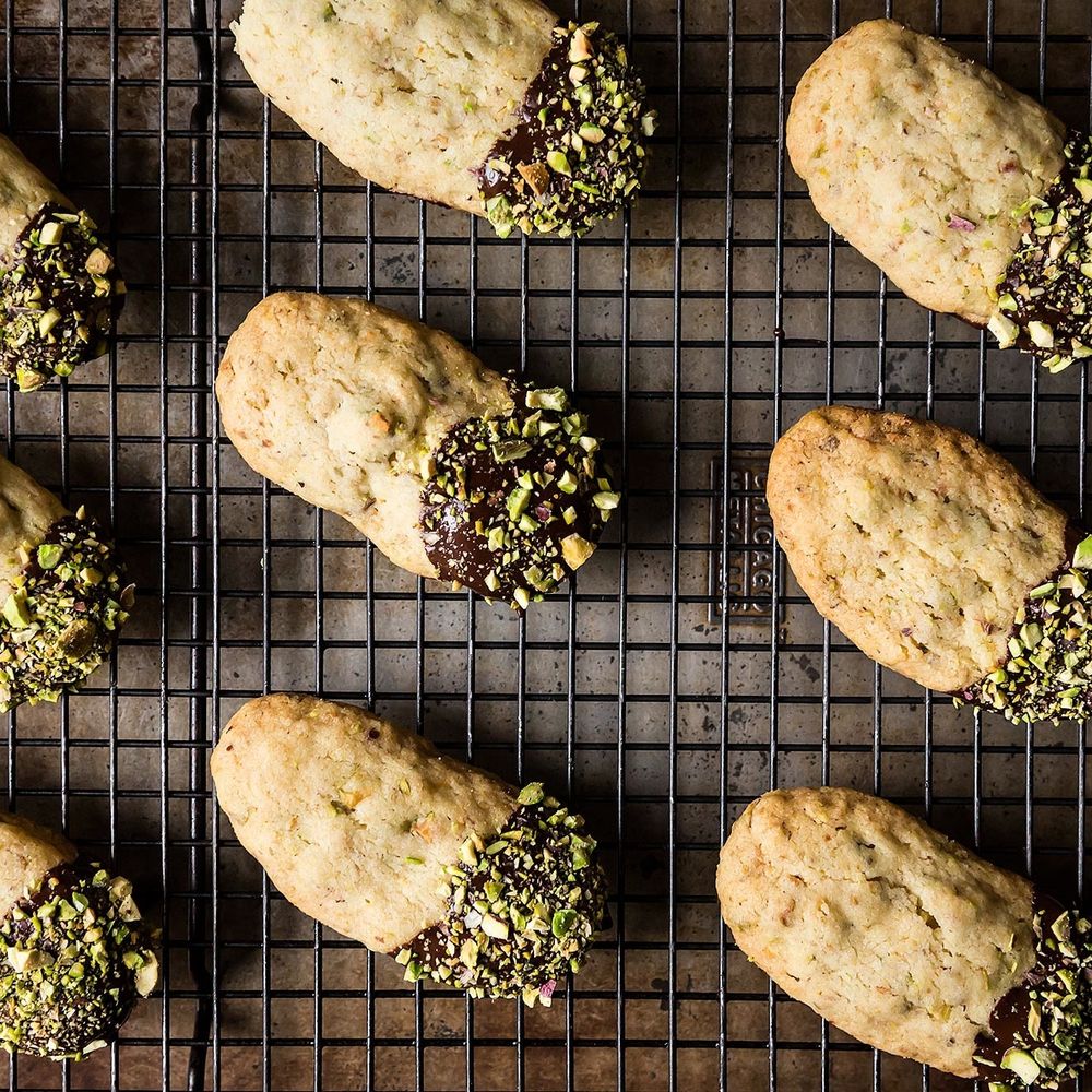 Pistachio Shortbread with Dark Chocolate Drizzle