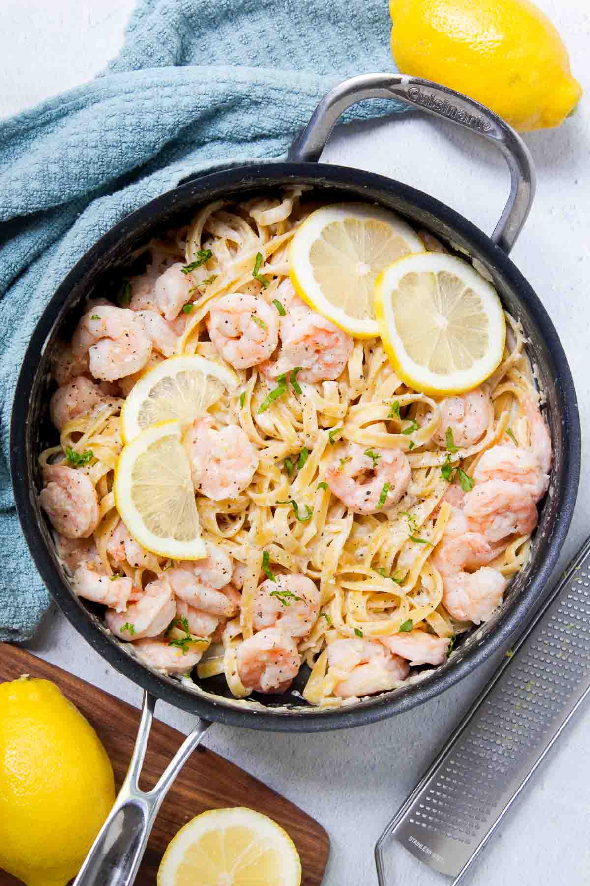 One-Pot Garlic Shrimp Linguine with Lemon