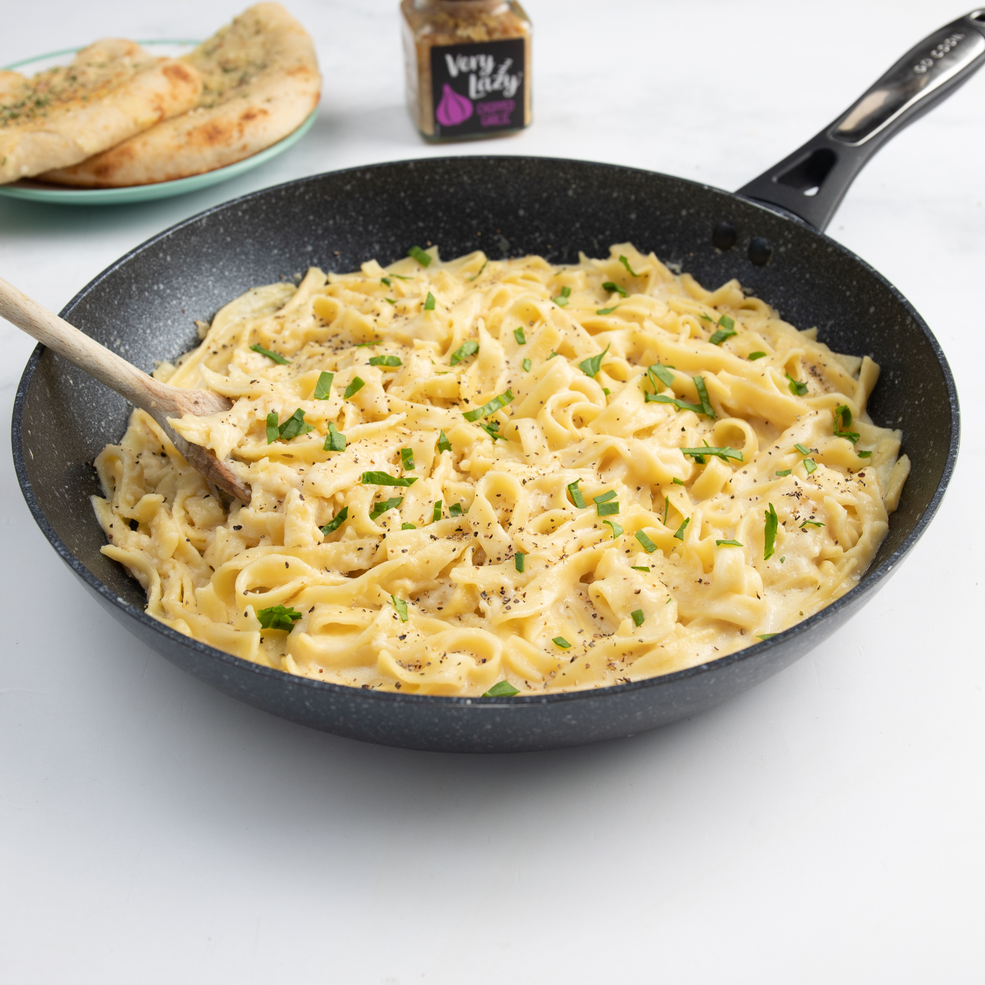 One-Pot Pasta with Garlic and Parmesan
