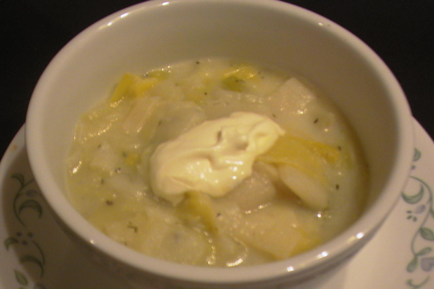 Leek and Potato Soup with Thyme