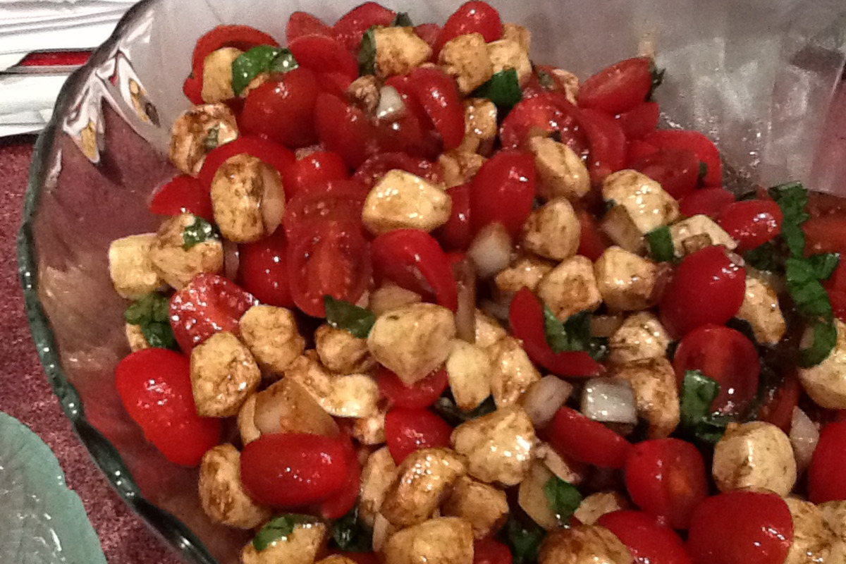 Balsamic-Glazed Tomato and Mozzarella Salad