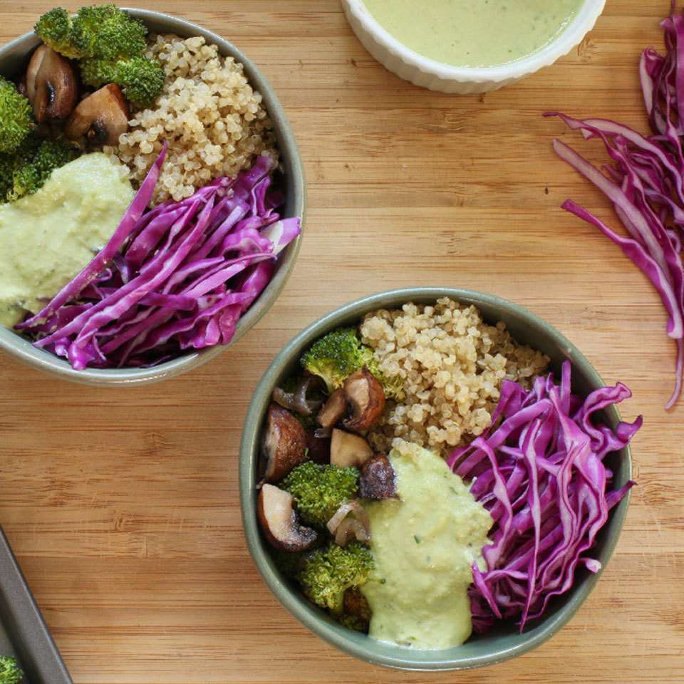 Herb-Roasted Quinoa and Veggie Bowl