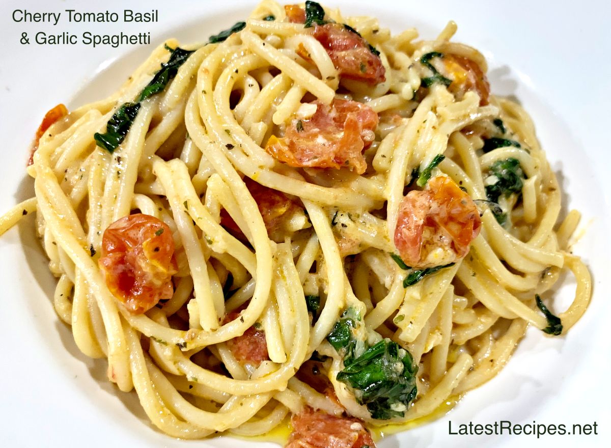 One-Pot Spaghetti with Cherry Tomatoes and Basil