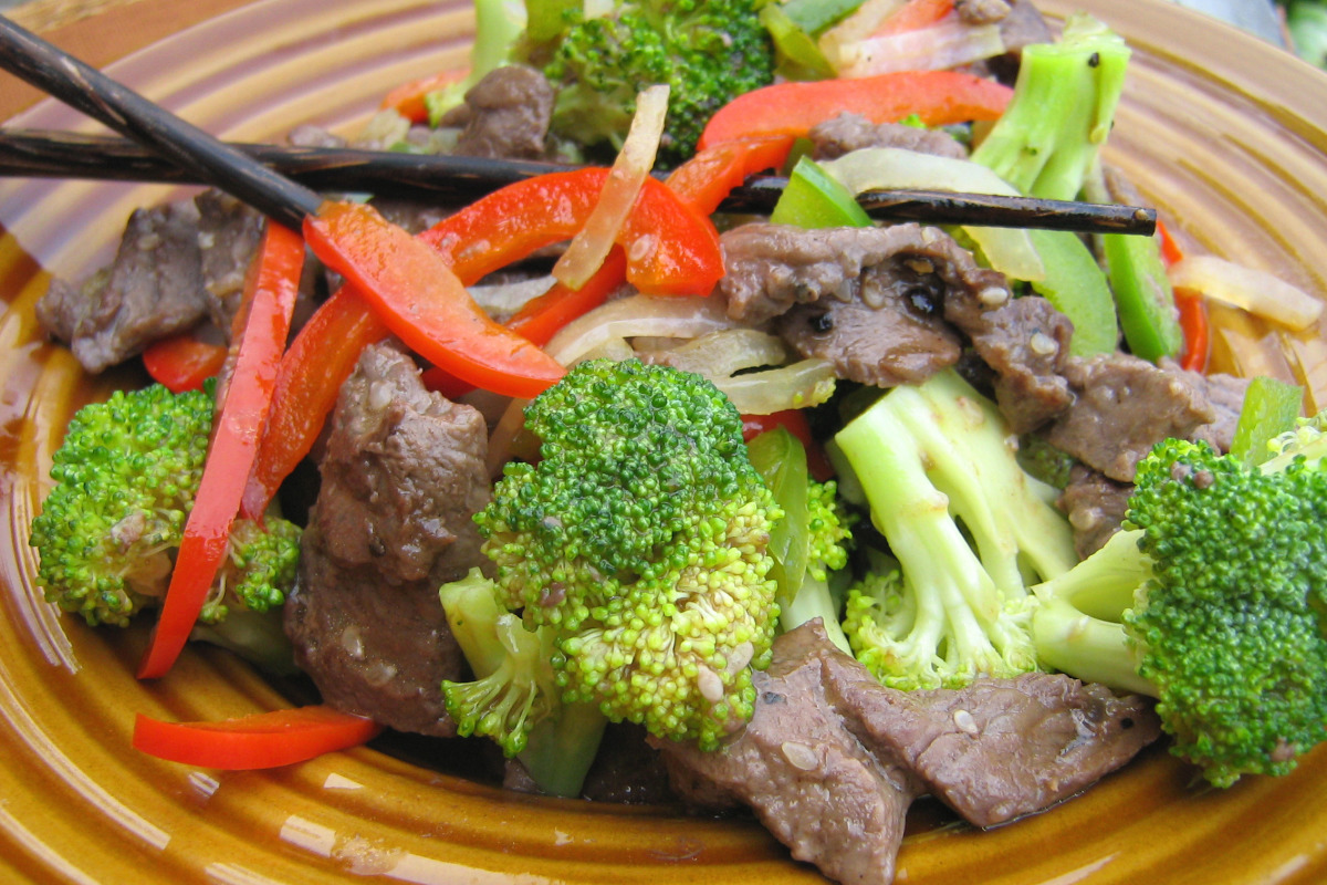 Sesame-Glazed Beef with Mixed Vegetables