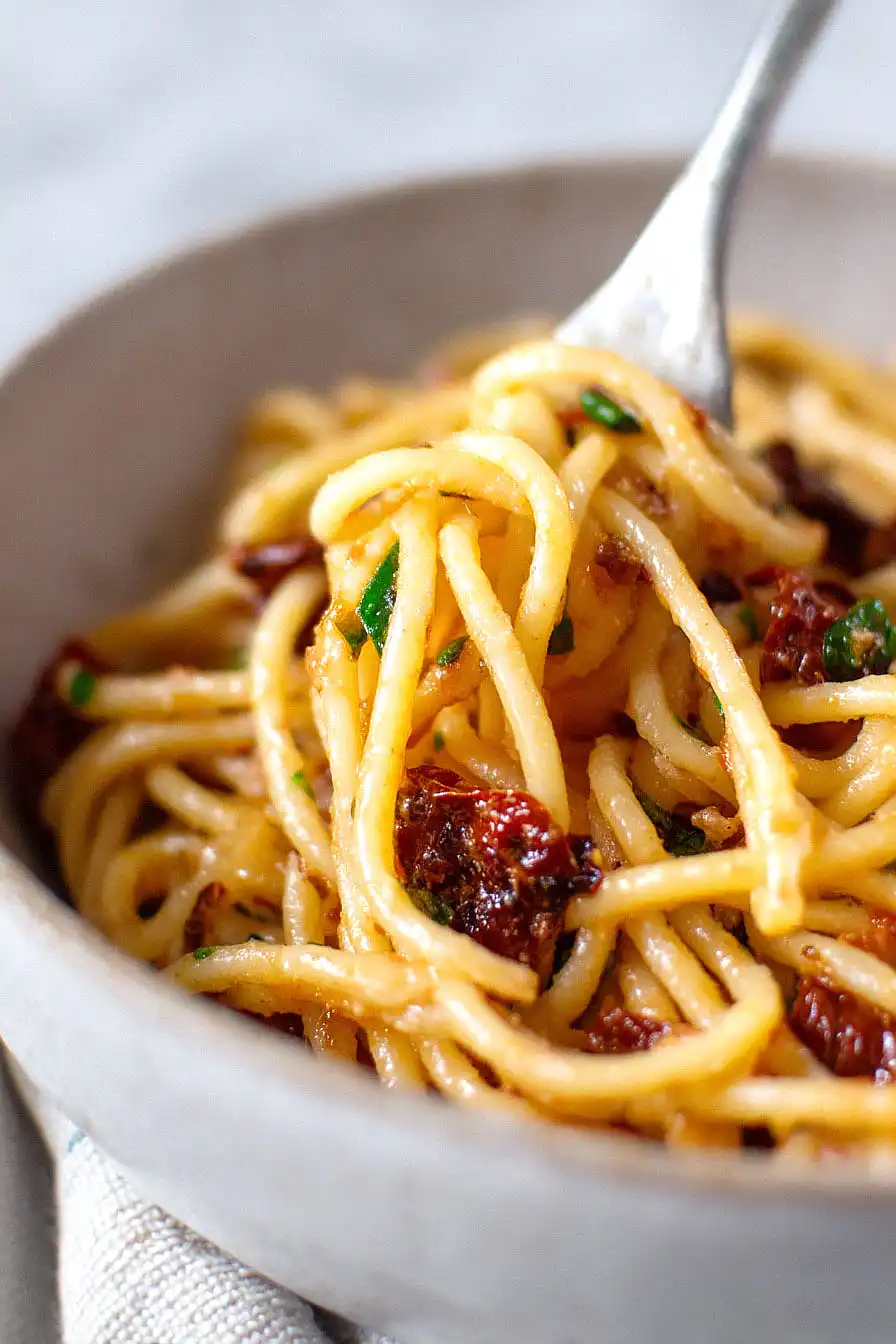 Sun-Dried Tomato and Olive Spaghetti