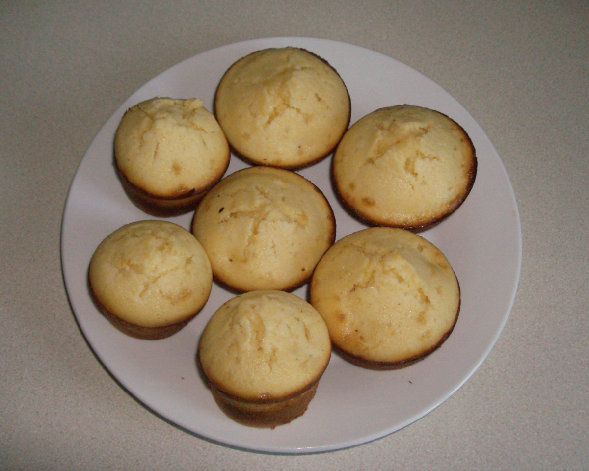 Buttery Cornbread with Roasted Corn