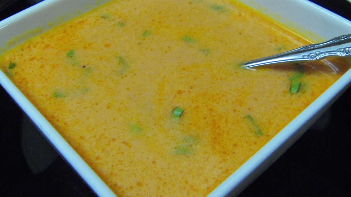 Diffraction-Style Tomato Basil Soup