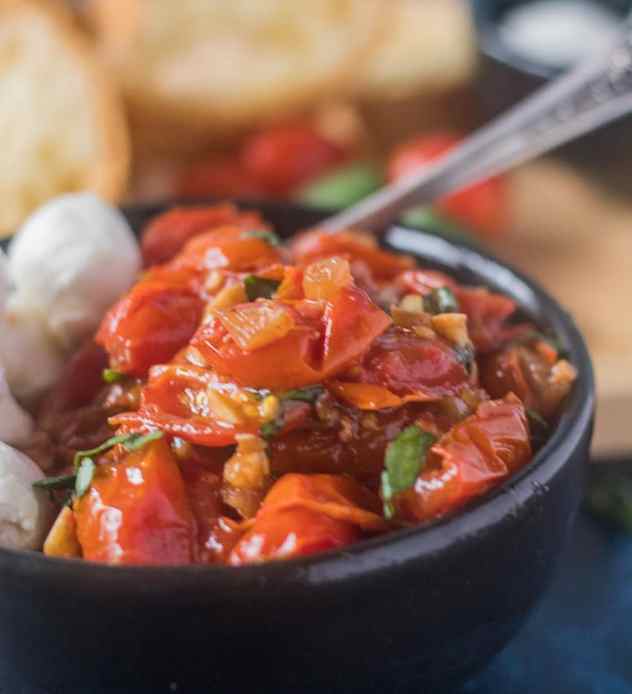 Sun-Ripened Tomato Caprese with Basil Oil