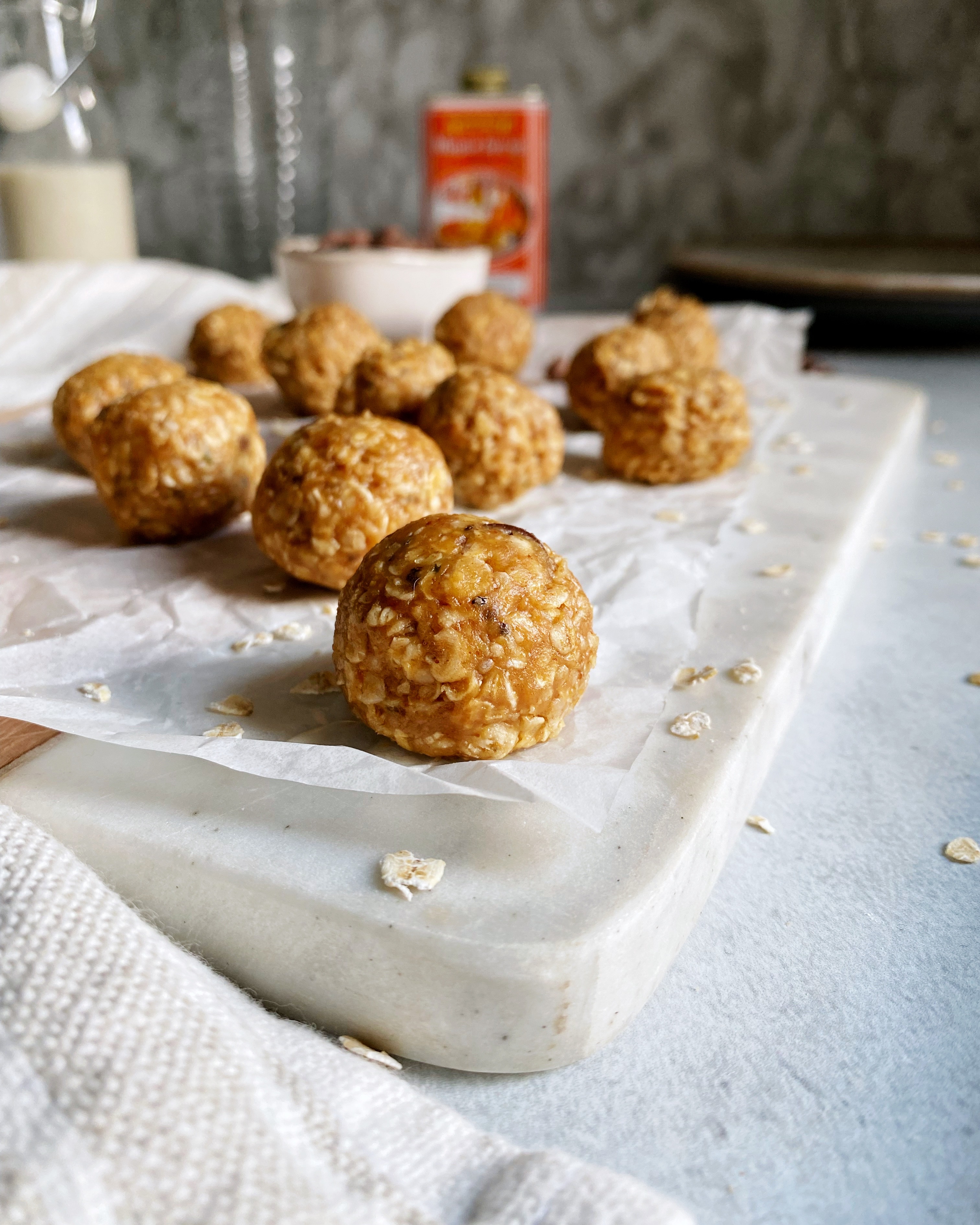 No-Bake Peanut Butter Energy Balls