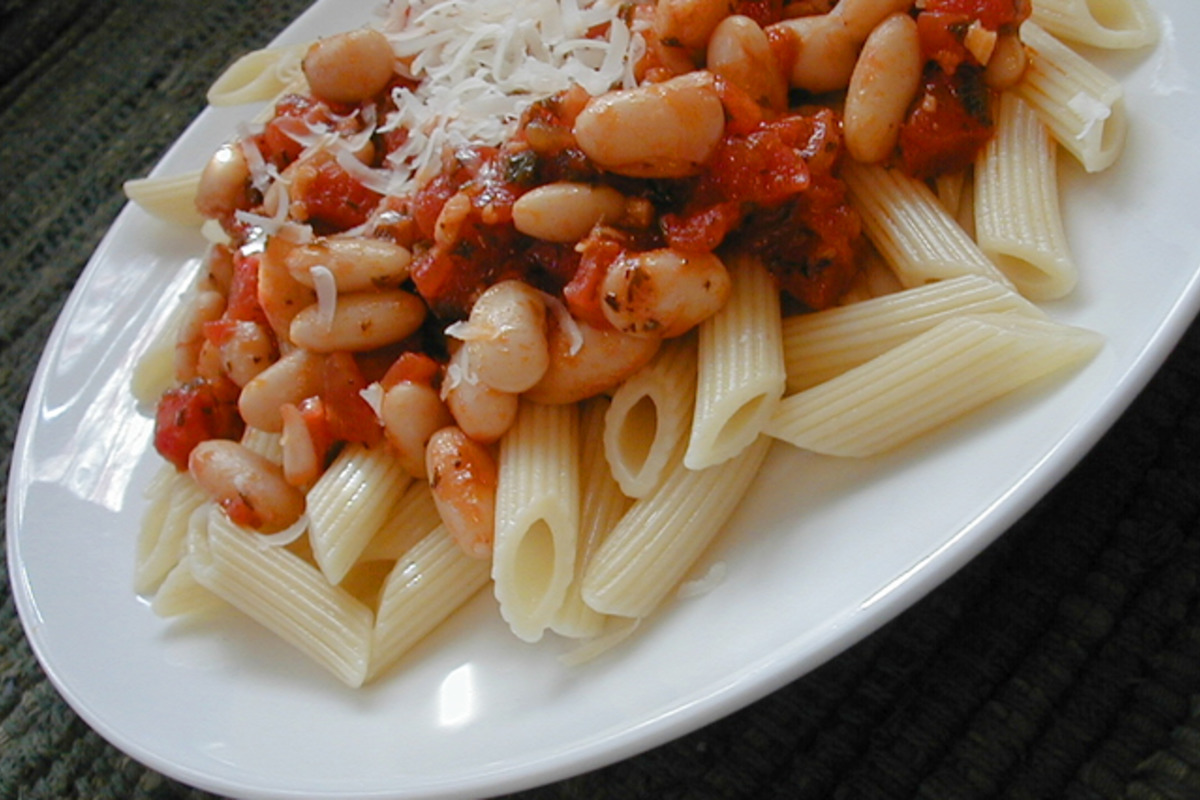 Pasta with Lemon-Herb Tomato Sauce and White Beans