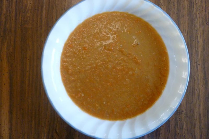 Half-Bean and Half-Carrot Soup
