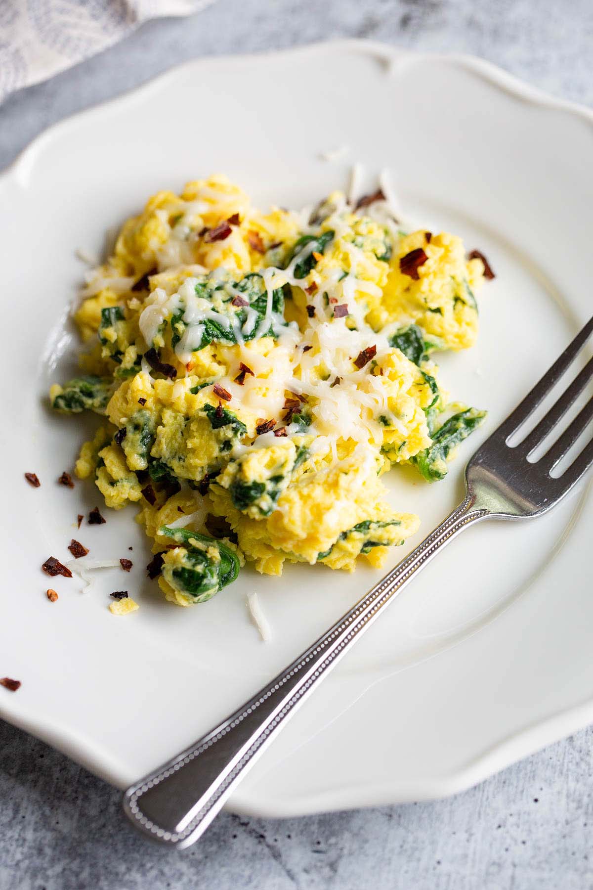 Spinach Herb Scrambled Eggs