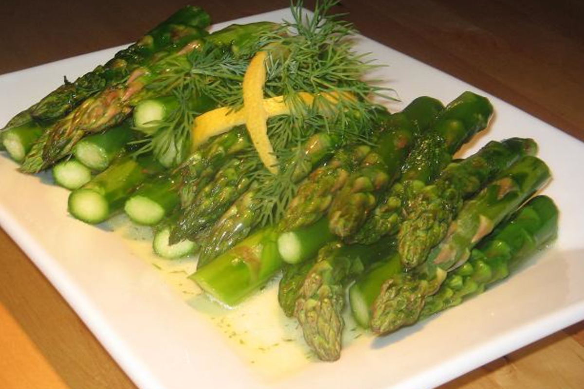 Lemon-Dill Roasted Asparagus with Garlic