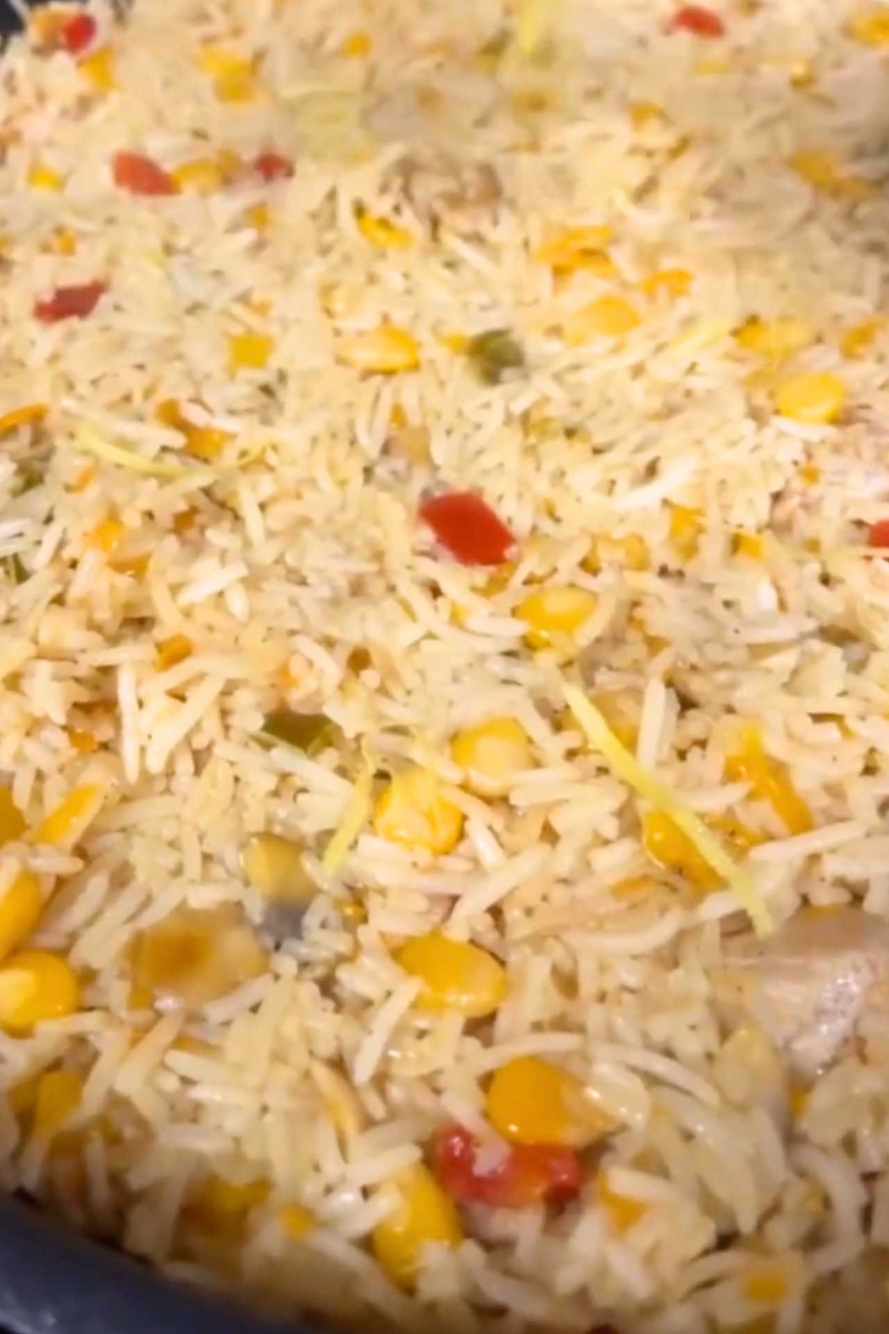 One-Pot Chicken and Rice with Fresh Herbs