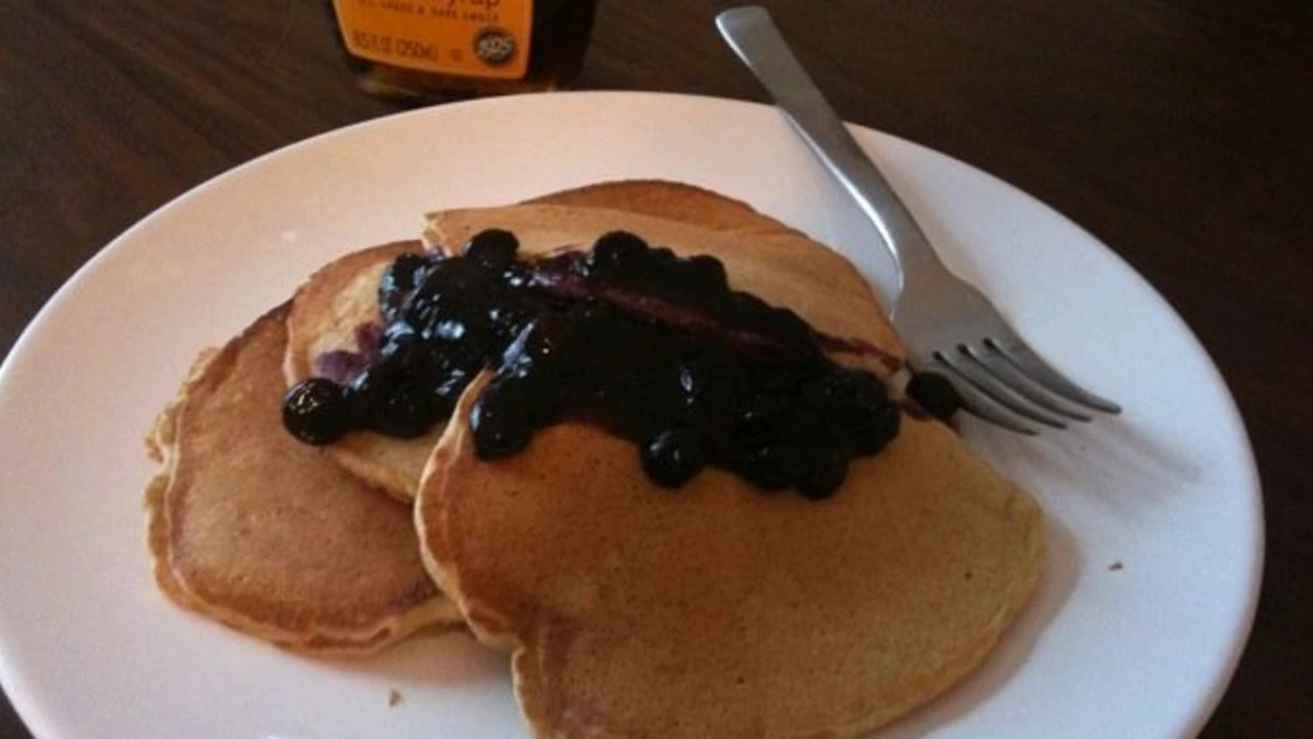 Huckleberry Compote for Pancakes