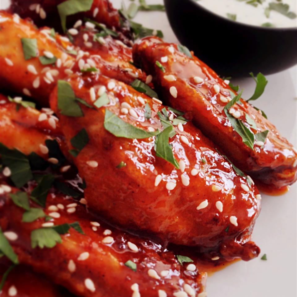 Air-Fried Chicken Wings with Honey Sriracha Glaze
