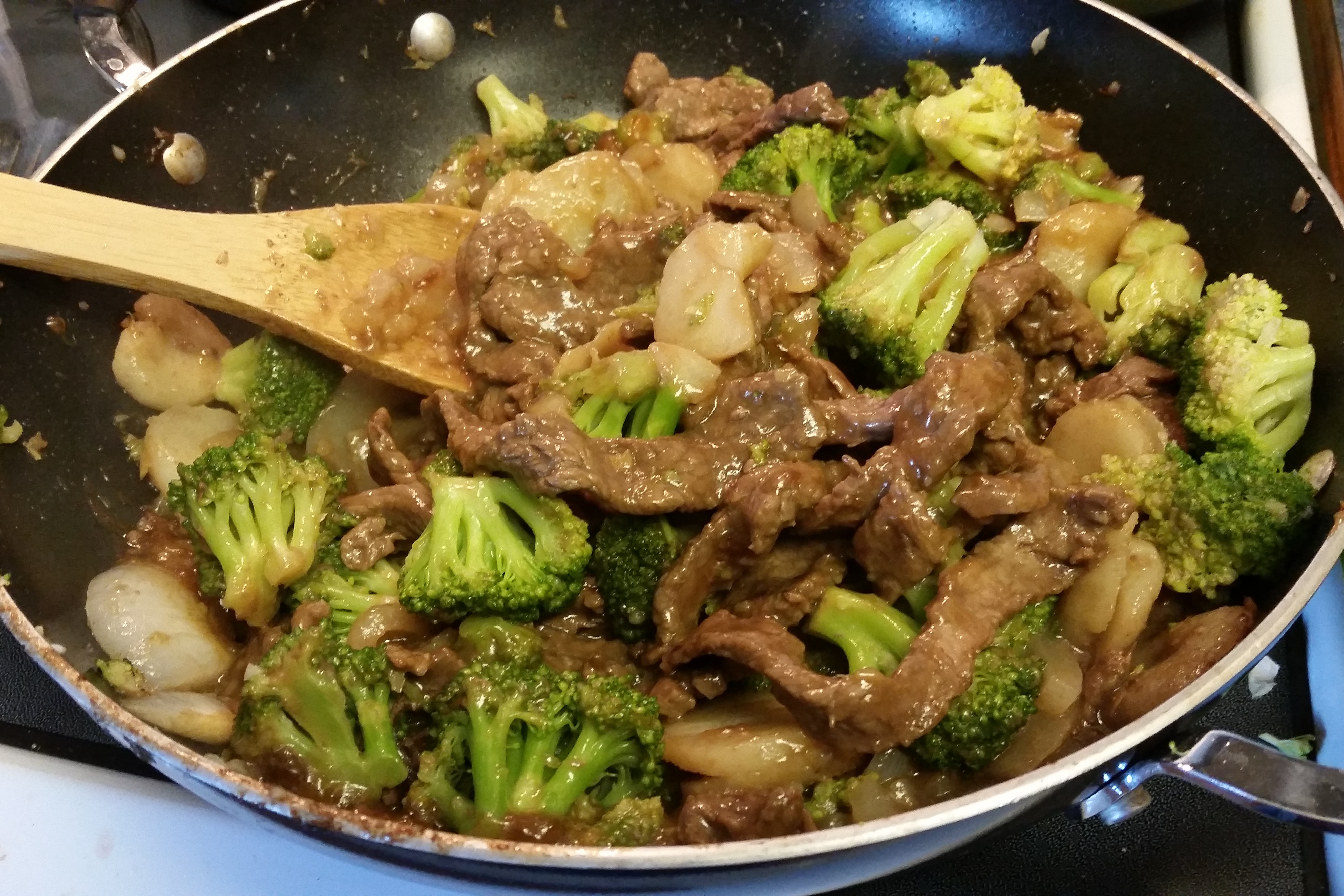 Stir-Fried Beef with Broccoli in Oyster Sauce