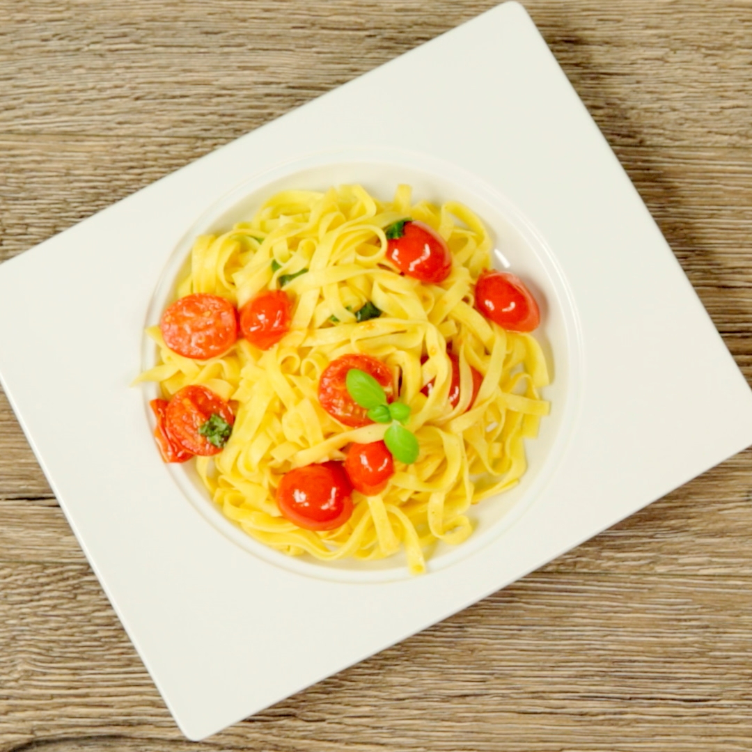 Lemon-Herb Tagliatelle with Cherry Tomatoes