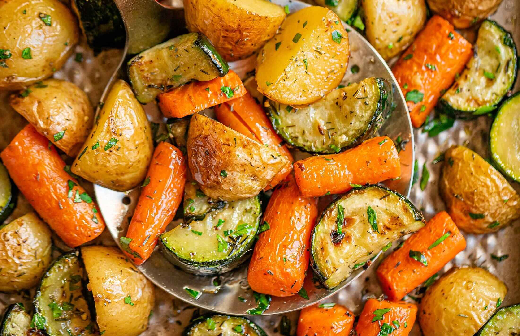 Air-Fried Vegetable Medley with Garlic and Oregano