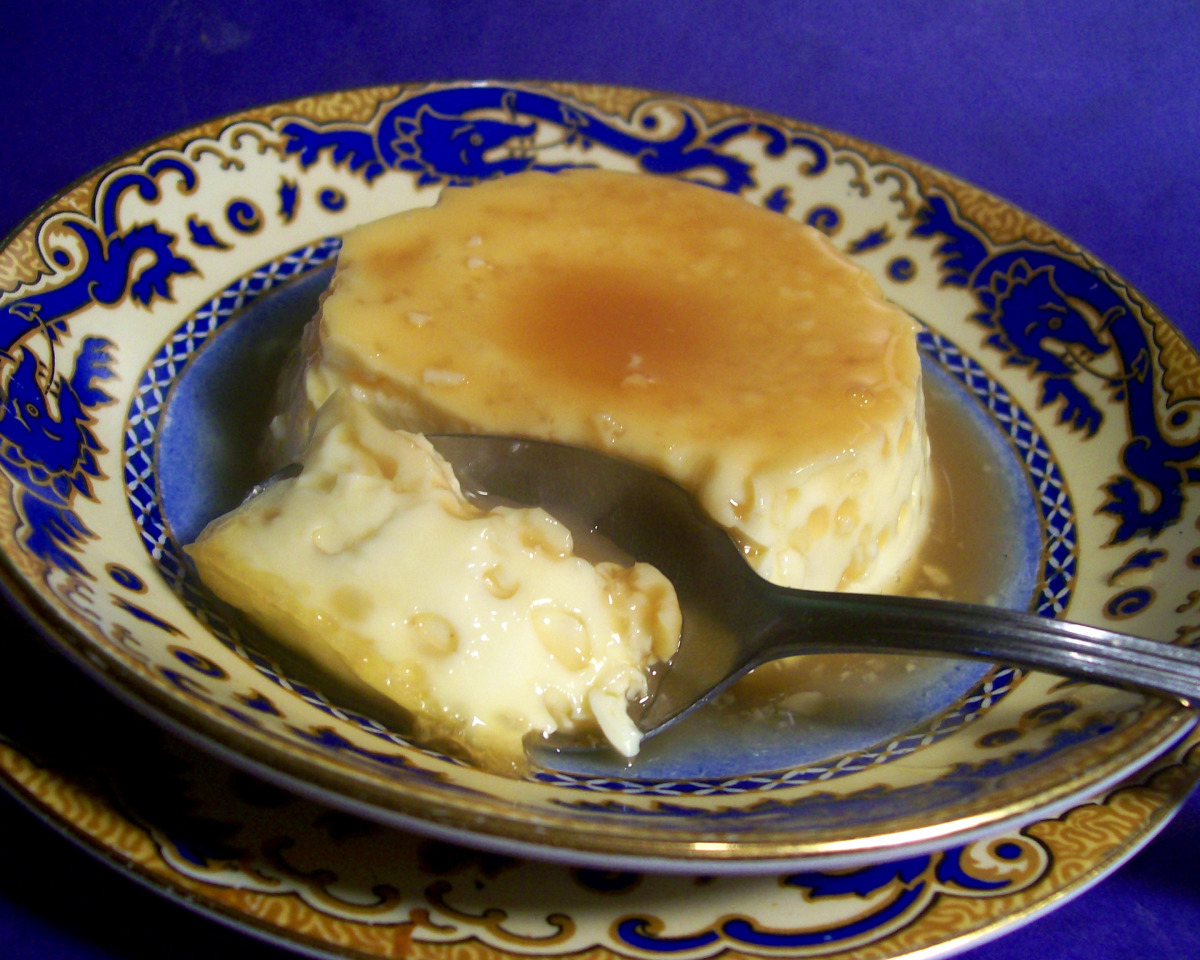 Caramel-Drizzled Vanilla Custard