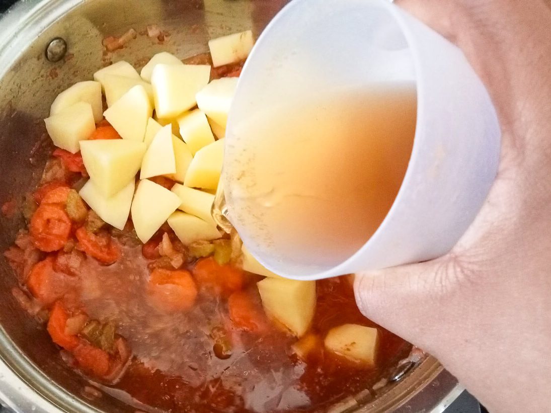Bone Broth Carrot-Kale Soup