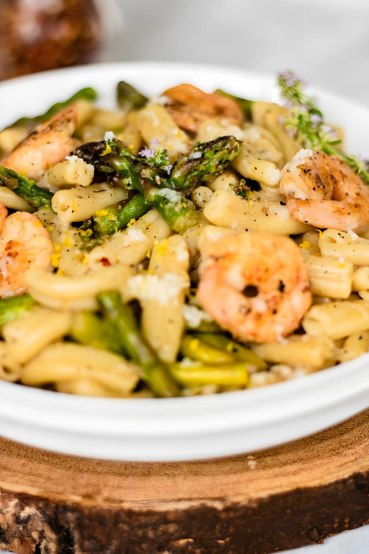 One-Pot Shrimp and Asparagus Pasta with Fresh Lemon