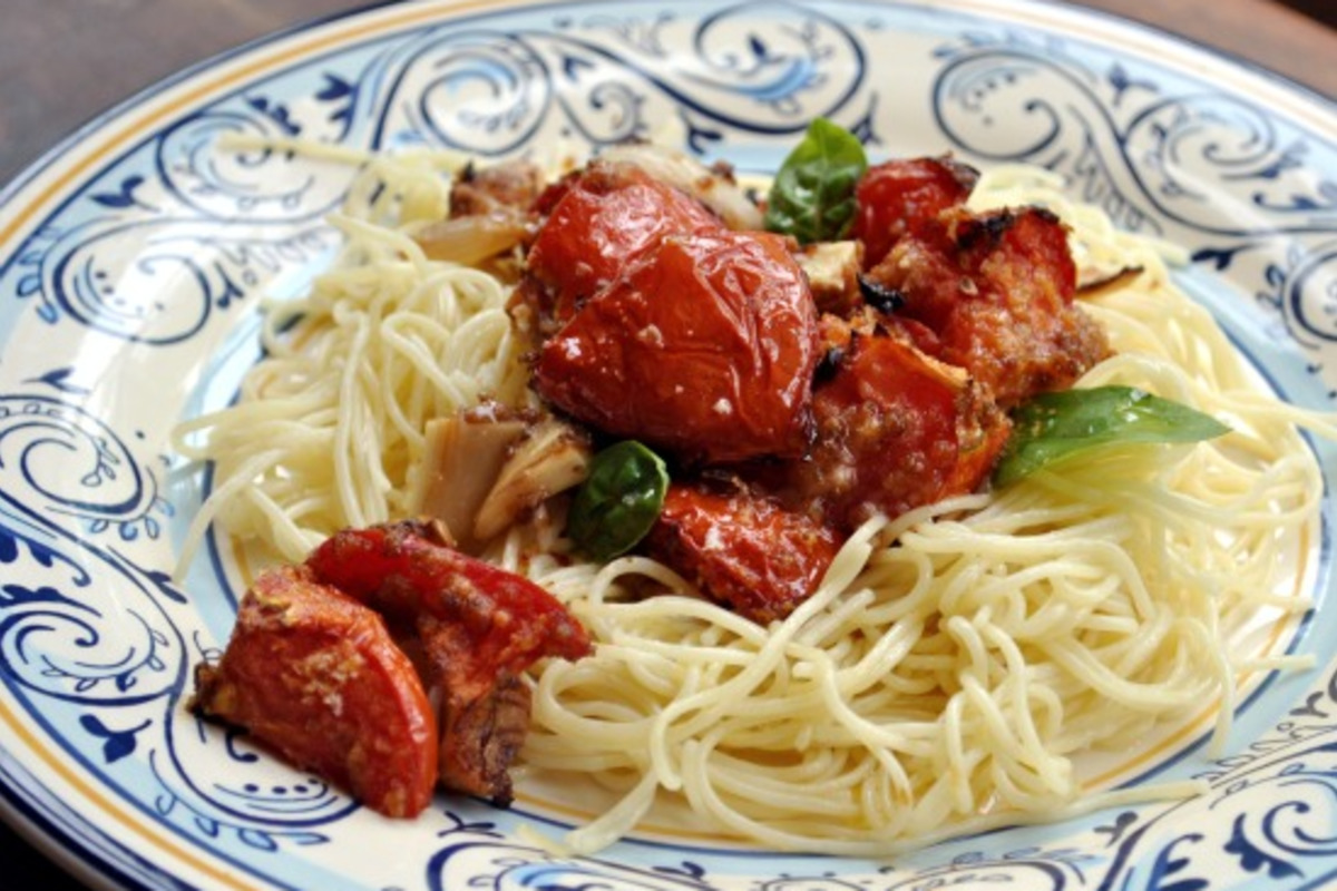 Sautéed Cherry Tomato Basil Pasta with Garlic