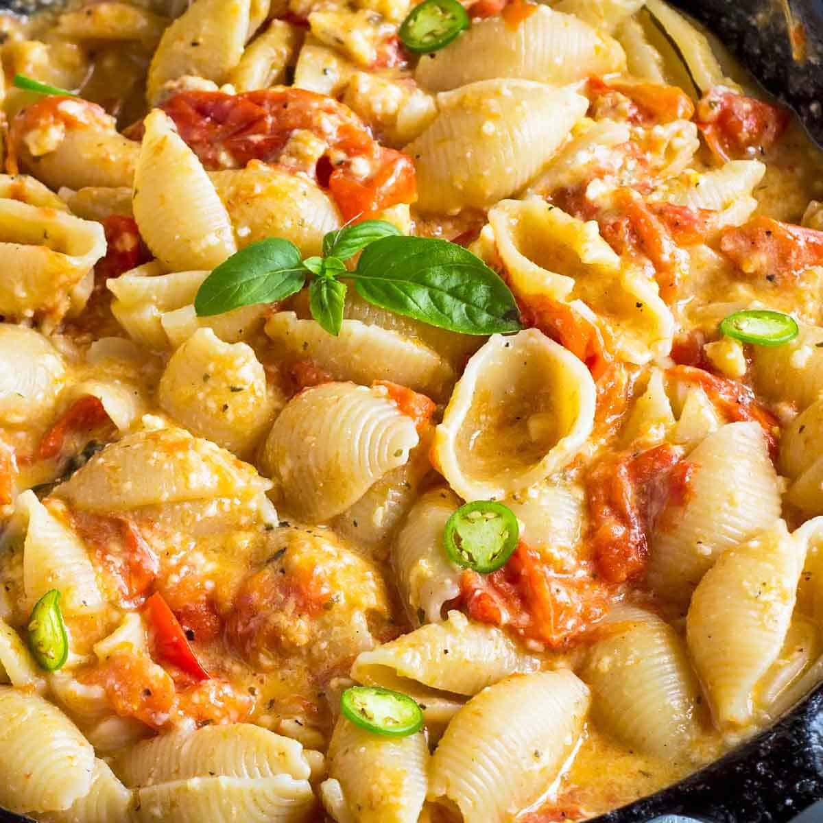 One-Pan Lemon and Cherry Tomato Pasta