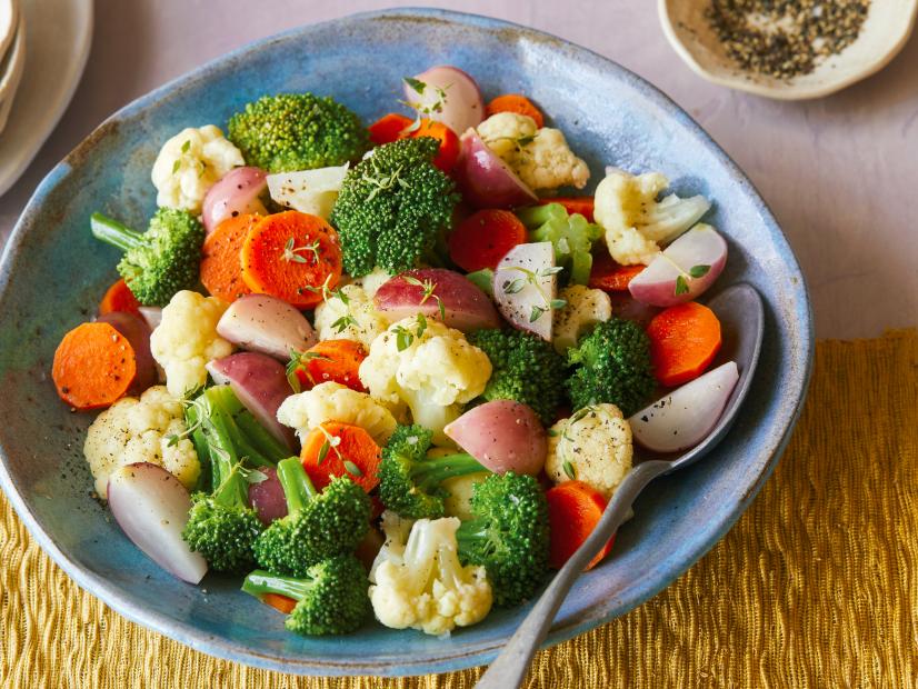 Sautéed Plantain and Vegetable Medley with Garlic