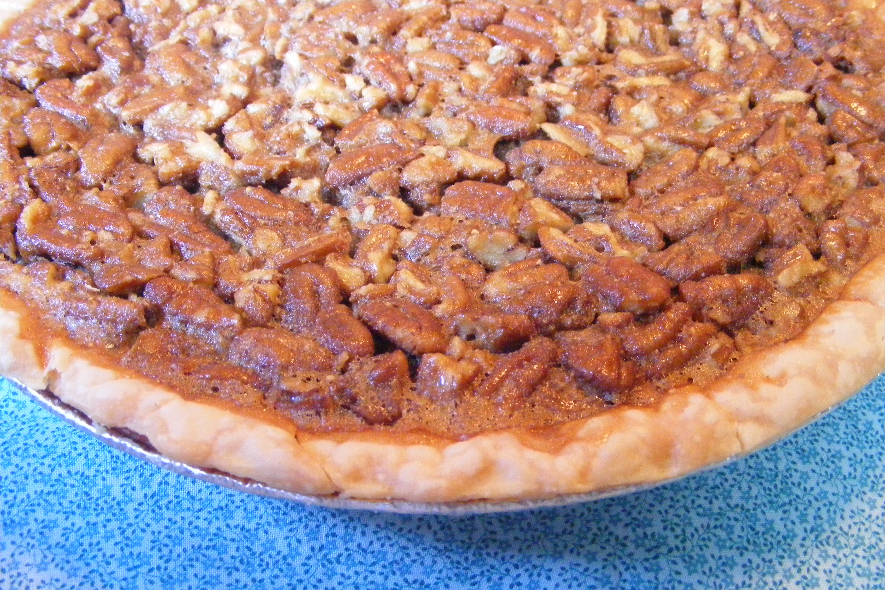 Maple-Pecan Crusted Apple Pie