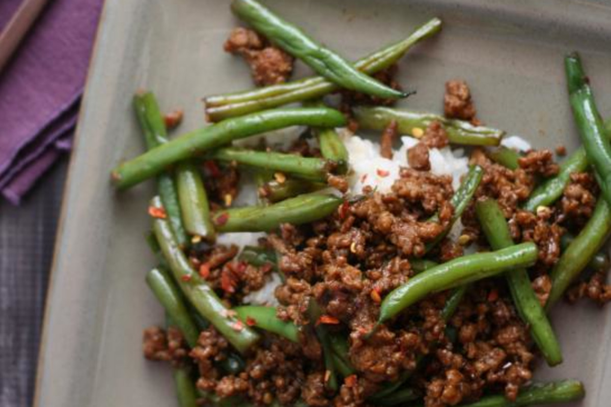Szechuan Pepper-Marinated Pork Stir-Fry with Green Beans
