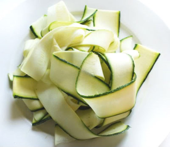 Garlic-Pine Nut Zucchini Noodles