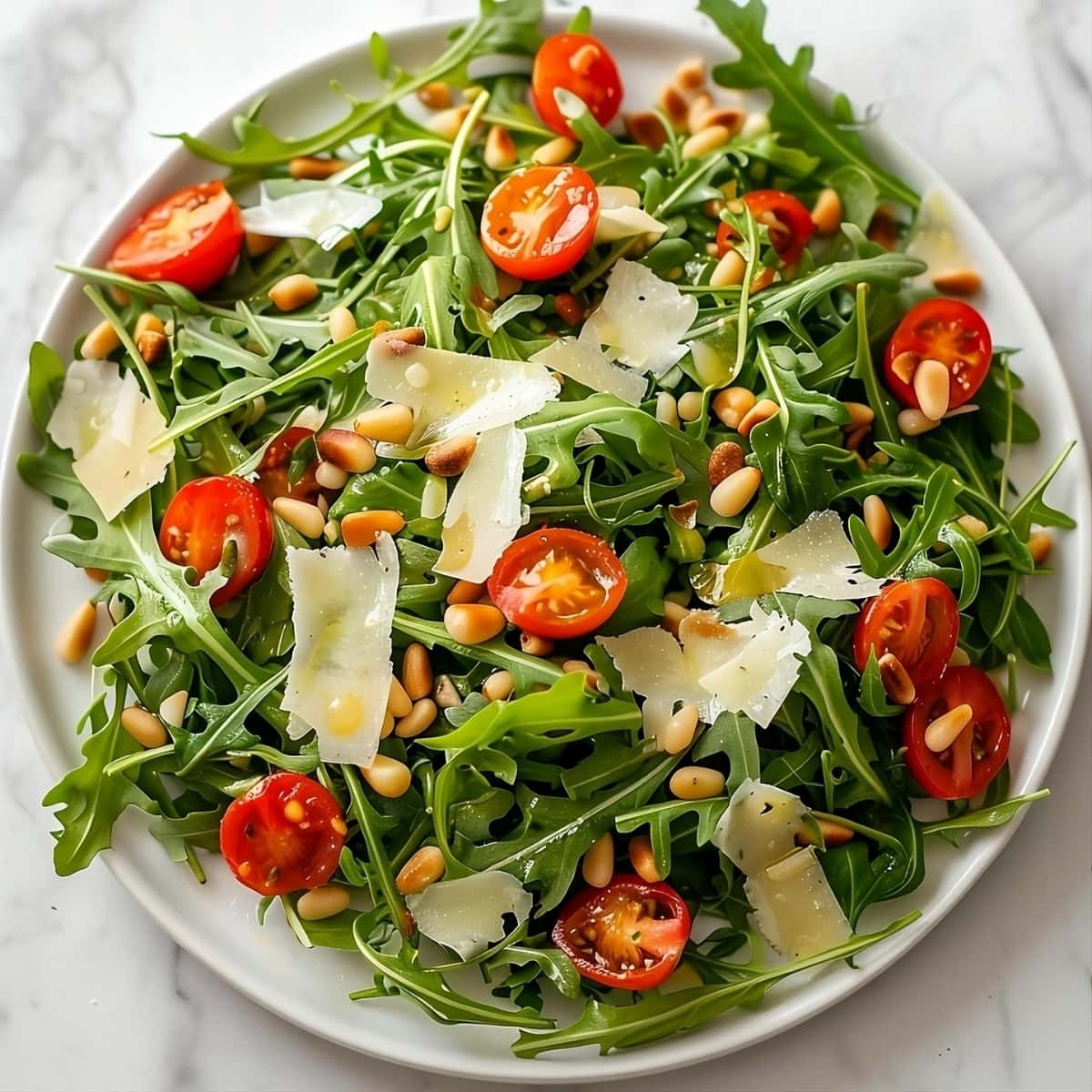 Sun-Dried Tomato Arugula Salad with Lemon Vinaigrette